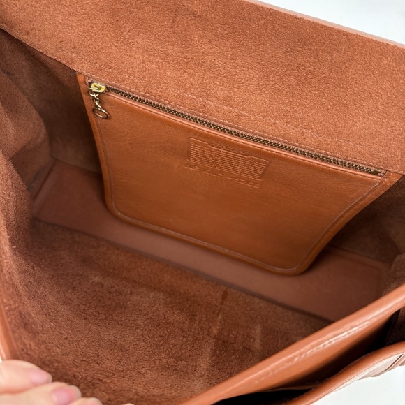 COACH | Vintage 5266 Beekman Messenger Briefcase Bag in Saddle Brown - Picture 8 of 16